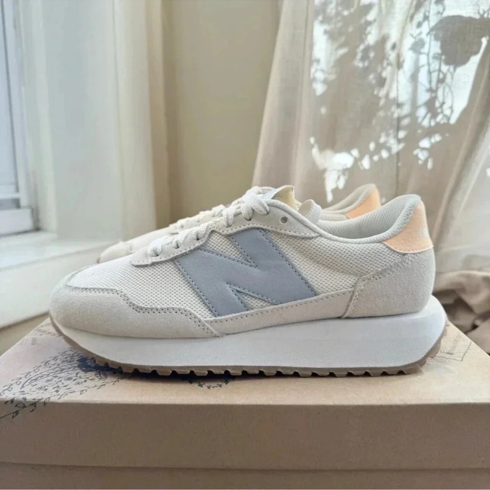 New Balance 237 Sneakers Shoes in Angora Light Mango Womens 8.5 - Picture 6 of 10